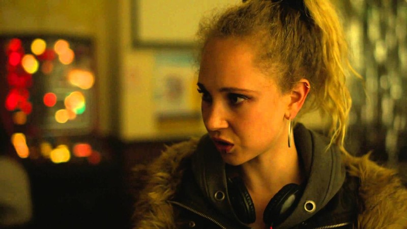 Juno Temple in Away (2016)