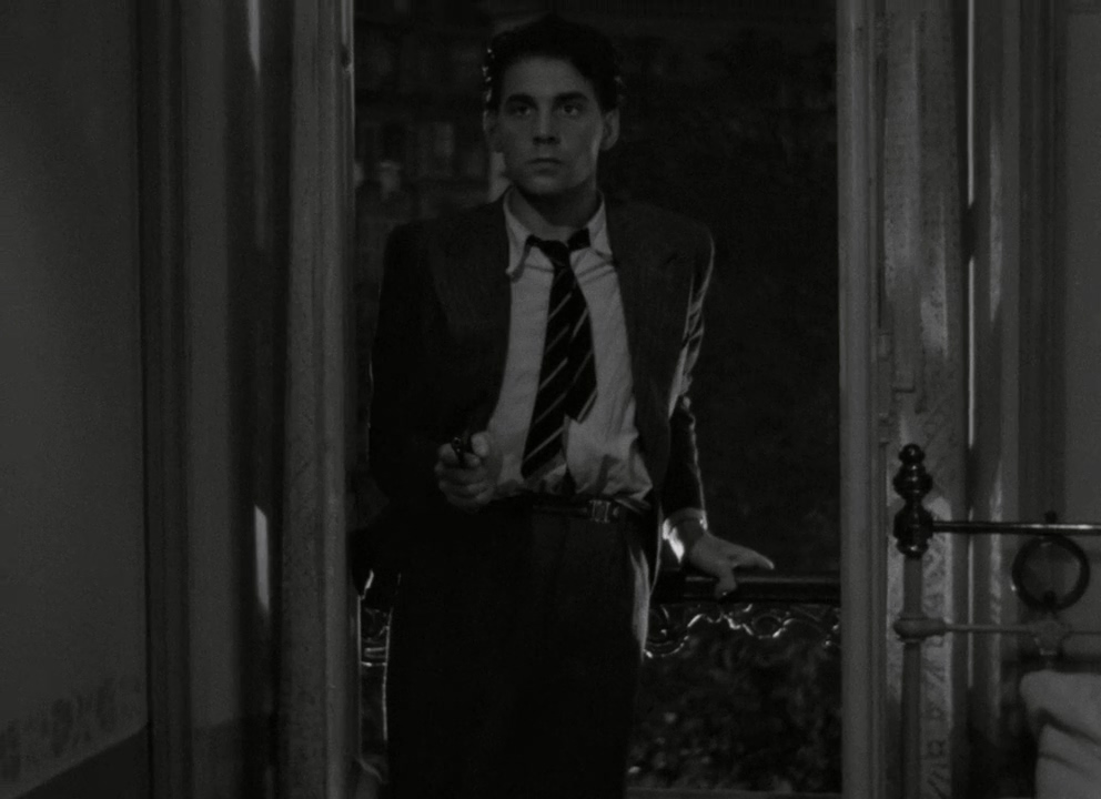 Jean-Pierre Aumont in Hotel du Nord (1938)