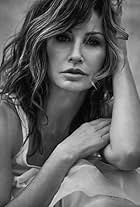 Gina Gershon