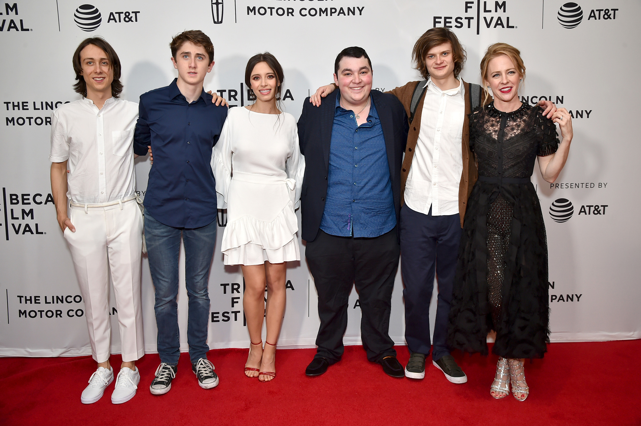 Amy Hargreaves, Charlie Tahan, Owen Campbell, Elizabeth Cappuccino, Sawyer Barth, and Max Talisman at an event for Super Dark Times (2017)