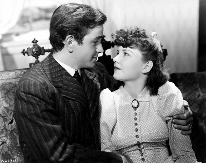 Anne Baxter and Noah Beery Jr. in 20 Mule Team (1940)