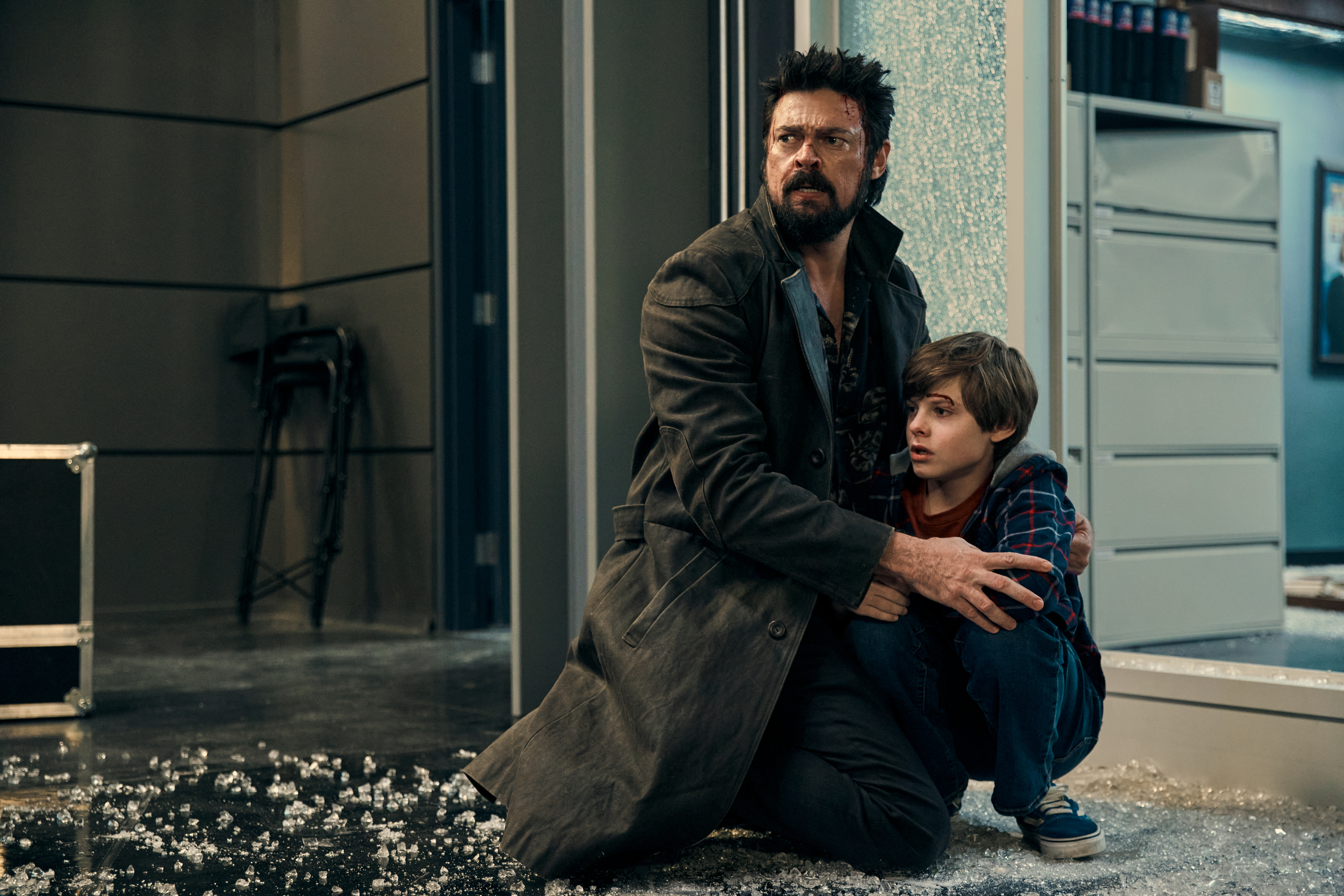 Karl Urban and Cameron Crovetti in The Boys (2019)