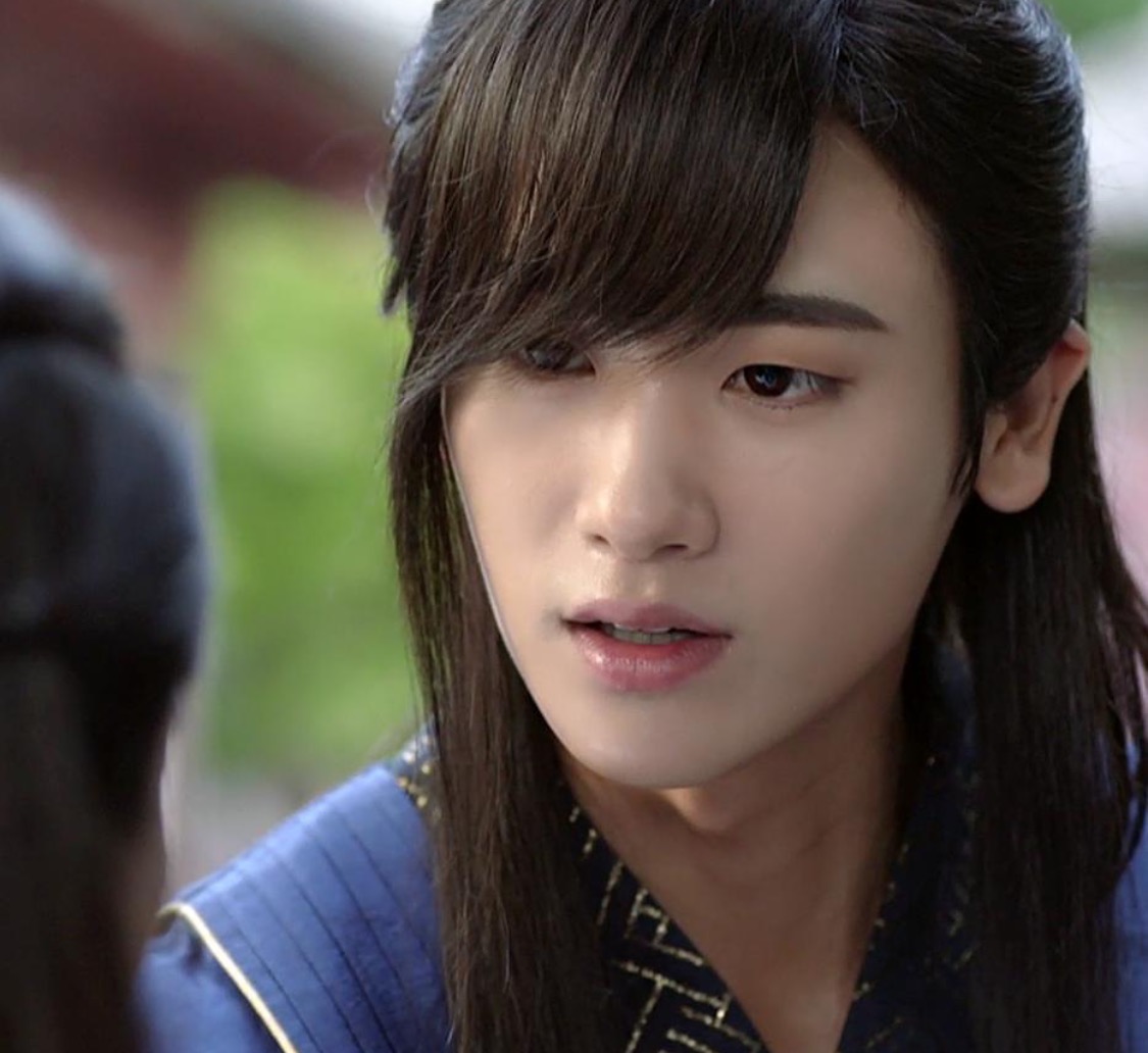 Park Hyung-sik in Hwarang: The Poet Warrior Youth (2016)