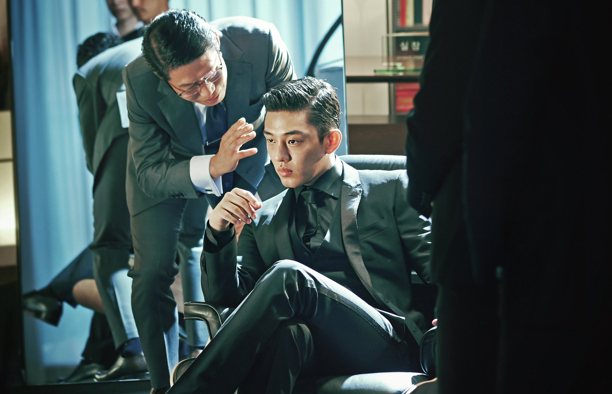 Yoo Ah-in in Veteran (2015)