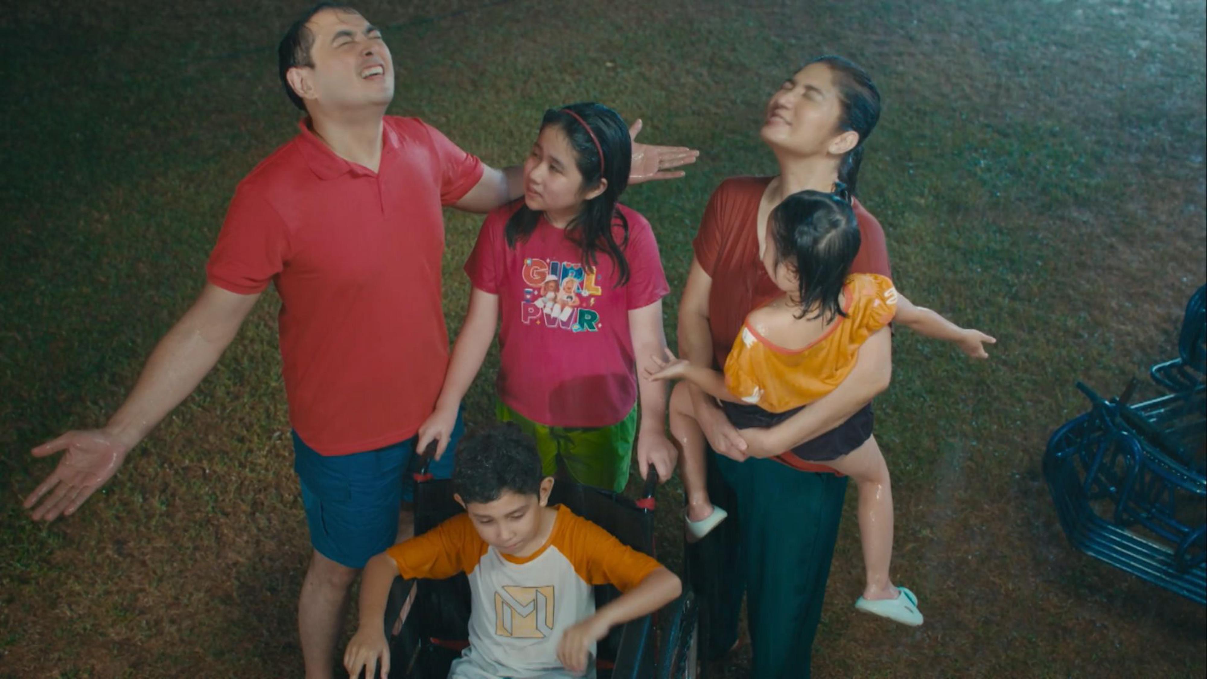 Cris Villanueva, Yayo Aguila, Chanelle Manaig, and Francis Saagundo in Padyak Princess (2024)