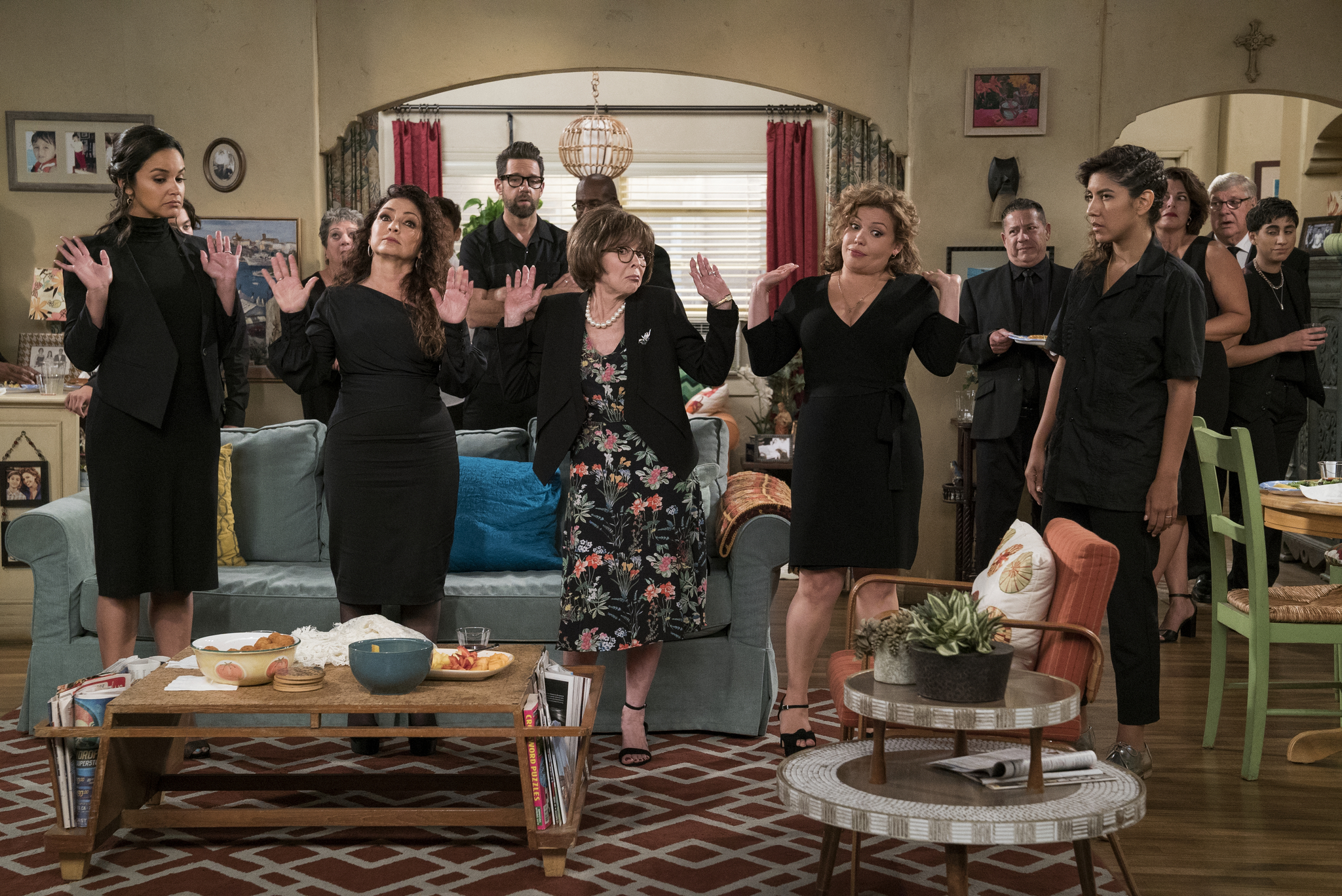 Rita Moreno, Gloria Estefan, Melissa Fumero, Justina Machado, Todd Grinnell, and Stephanie Beatriz in One Day at a Time (2017)