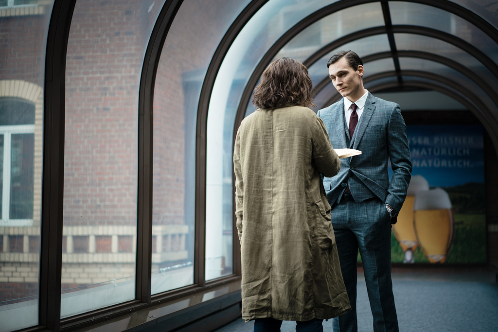 Henriette Confurius and Rick Okon in Die verlorene Tochter (2020)