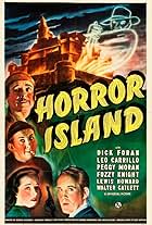 Leo Carrillo, Dick Foran, Fuzzy Knight, and Peggy Moran in Horror Island (1941)