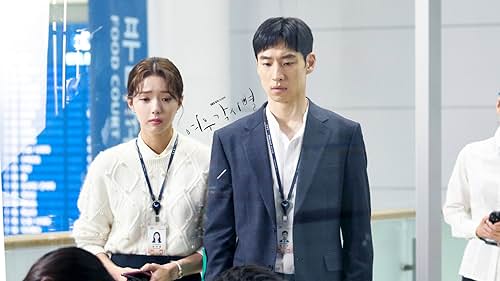 Lee Je-hoon and Chae Soo-bin in Where Stars Land (2018)