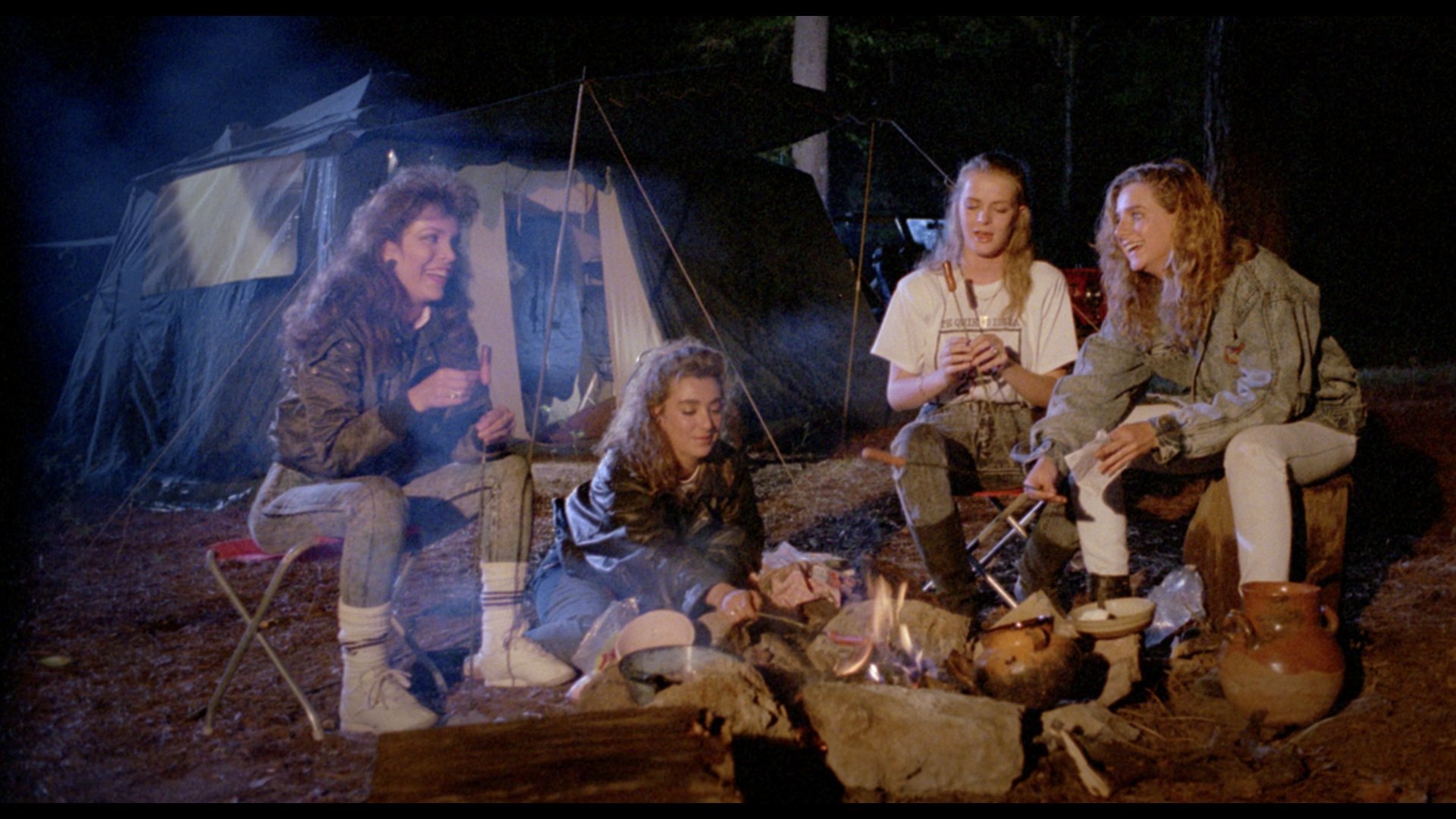 Edna Bolkan, Ana Graham, Colette Payen, and Marianne Hallmann in Grave Robbers (1989)