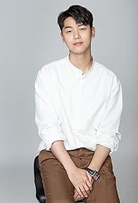 Primary photo for Kang Min-hyuk