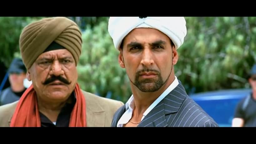 Akshay Kumar and Om Puri in Singh Is King (2008)