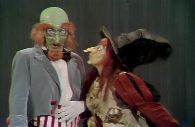 Billie Hayes and Charles Nelson Reilly in Lidsville (1971)