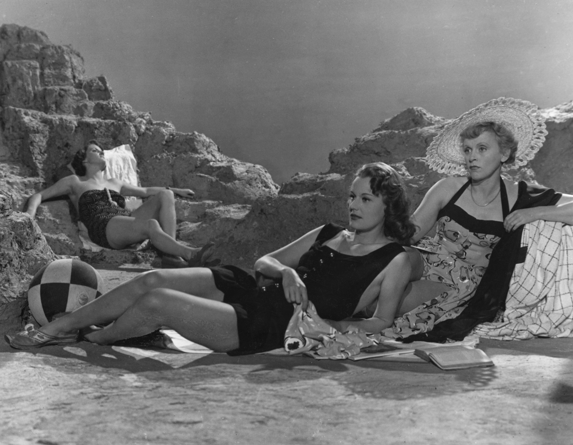 Maria Holst and Luise Ullrich in Die Reise nach Marrakesch (1949)