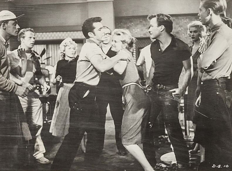 John Ashley, Judy Bamber, Frank Gorshin, Tommy Ivo, Carla Merey, Fay Spain, and Leon Tyler in Dragstrip Girl (1957)