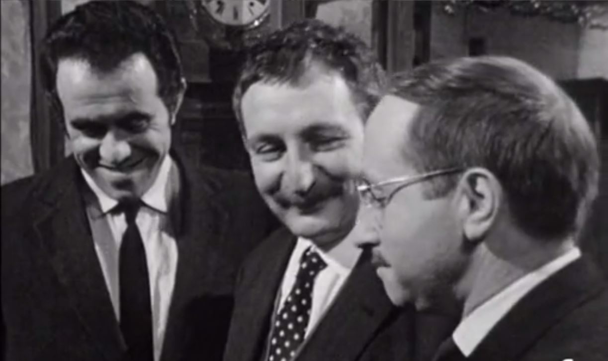 Jacques Balutin, Jacques Fabbri, and André Gille in Les sept de l'escalier 15 (1967)