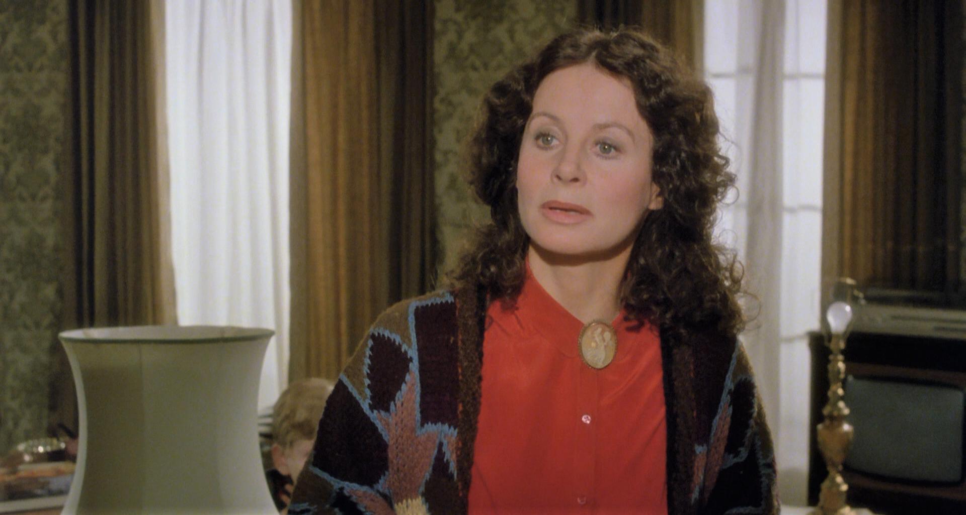 Sarah Miles in Venom (1981)