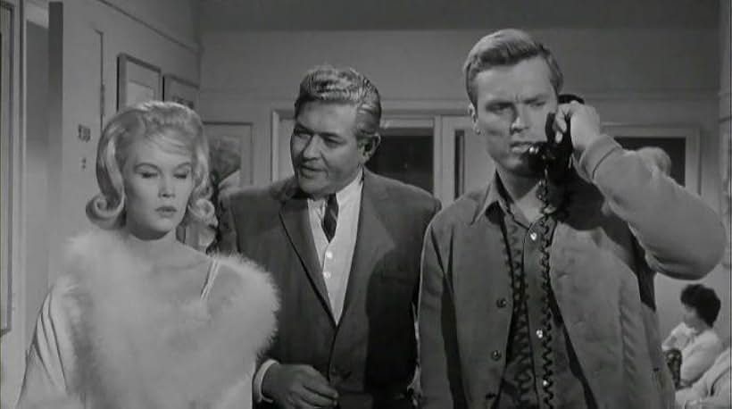 Ty Hardin, Simon Oakland, and Dorothy Provine in Wall of Noise (1963)