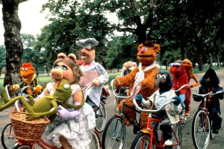 Frank Oz, Jim Henson, Dave Goelz, Richard Hunt, Jerry Nelson, and The Muppets in The Great Muppet Caper (1981)