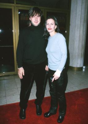 David Arquette and Courteney Cox at an event for Goodbye Lover (1998)