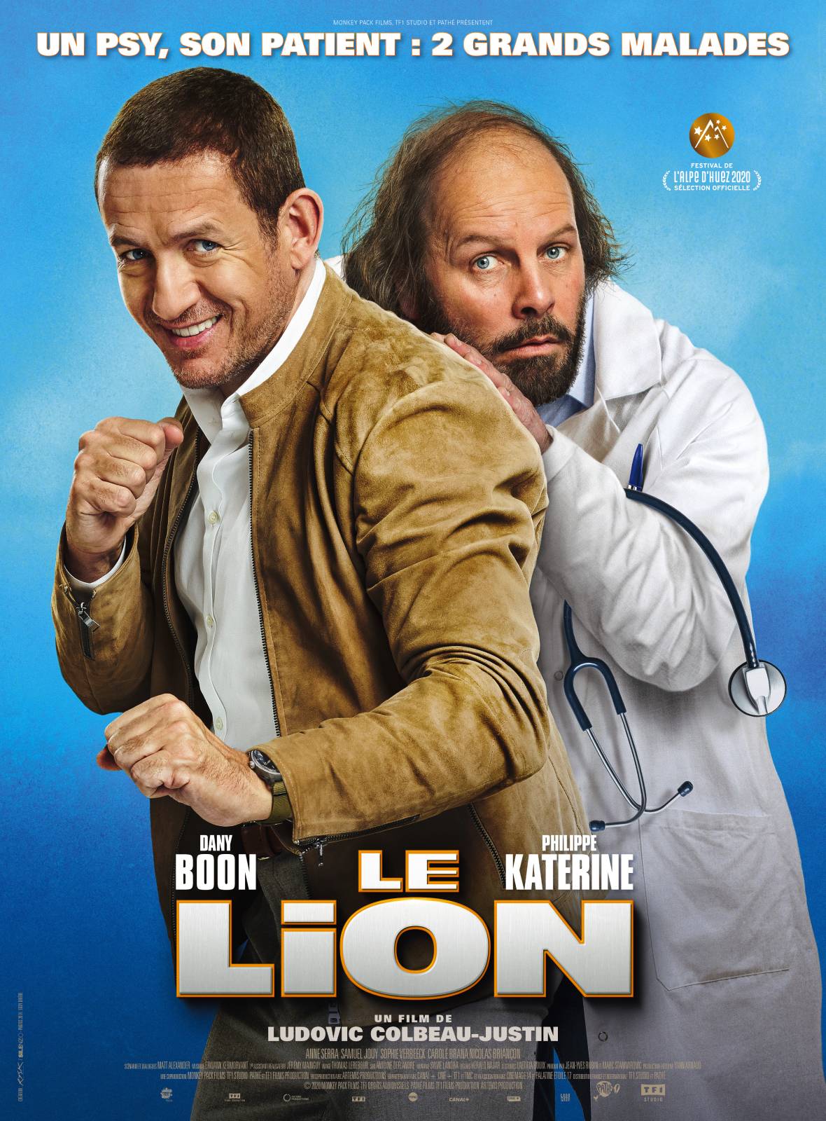 Dany Boon and Philippe Katerine in Le lion (2020)