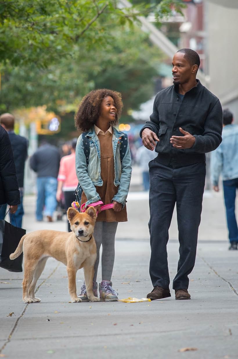 Jamie Foxx and Quvenzhané Wallis in Annie (2014)