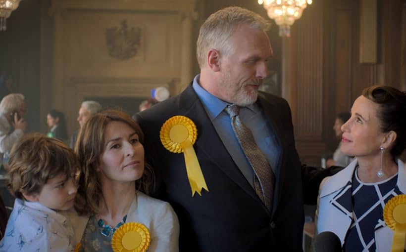 Andie MacDowell, Helen Baxendale, Adriano Broccu, and Greg Davies in Cuckoo (2012)