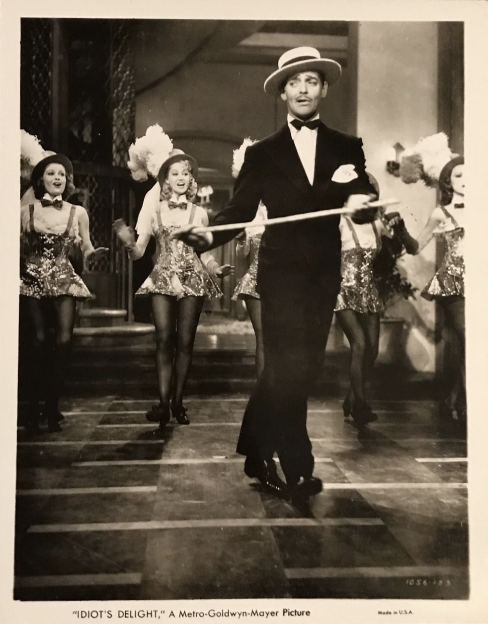 Clark Gable, Virginia Dale, and Paula Stone in Idiot's Delight (1939)