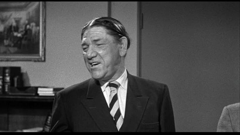 Shemp Howard in Blunder Boys (1955)