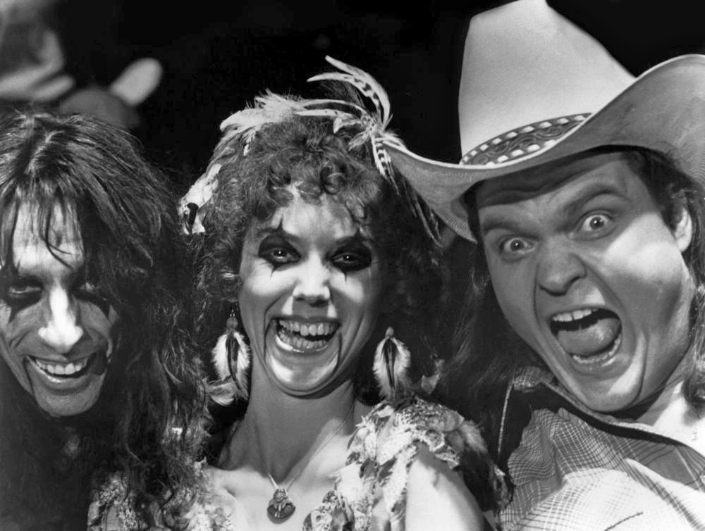 Meat Loaf, Alice Cooper, and Kaki Hunter in Roadie (1980)