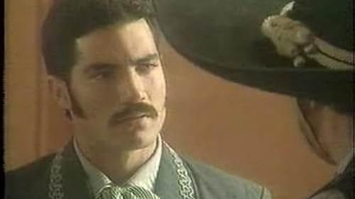 Víctor González in Azul tequila (1998)