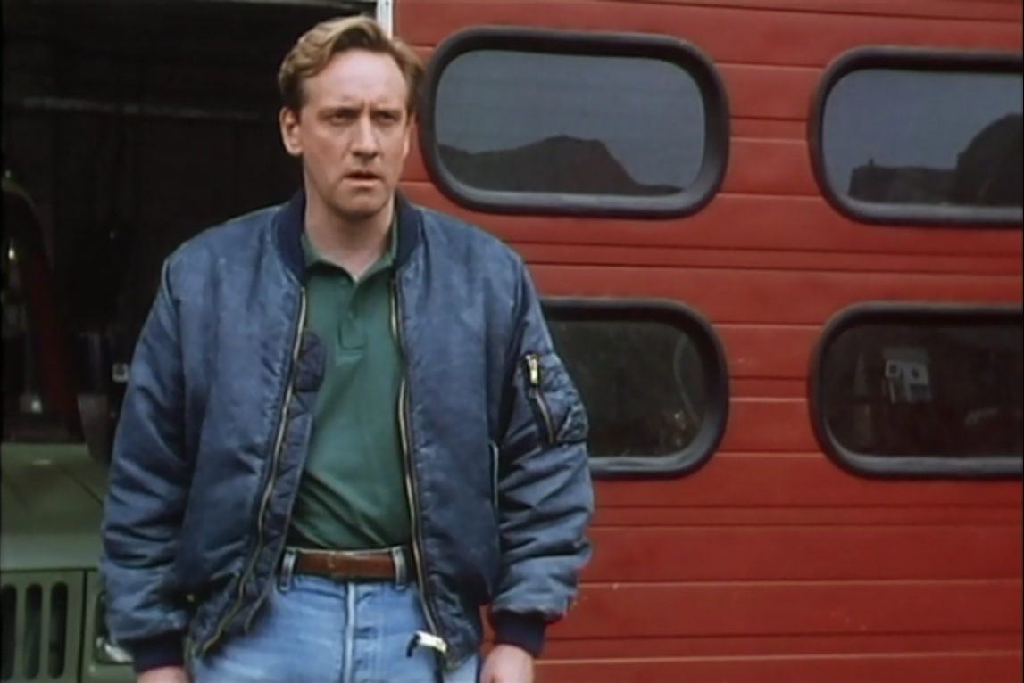 Neil Dudgeon in Common as Muck (1994)