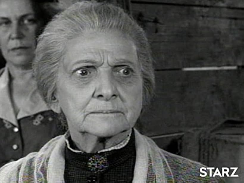 Beulah Bondi in Wagon Train (1957)