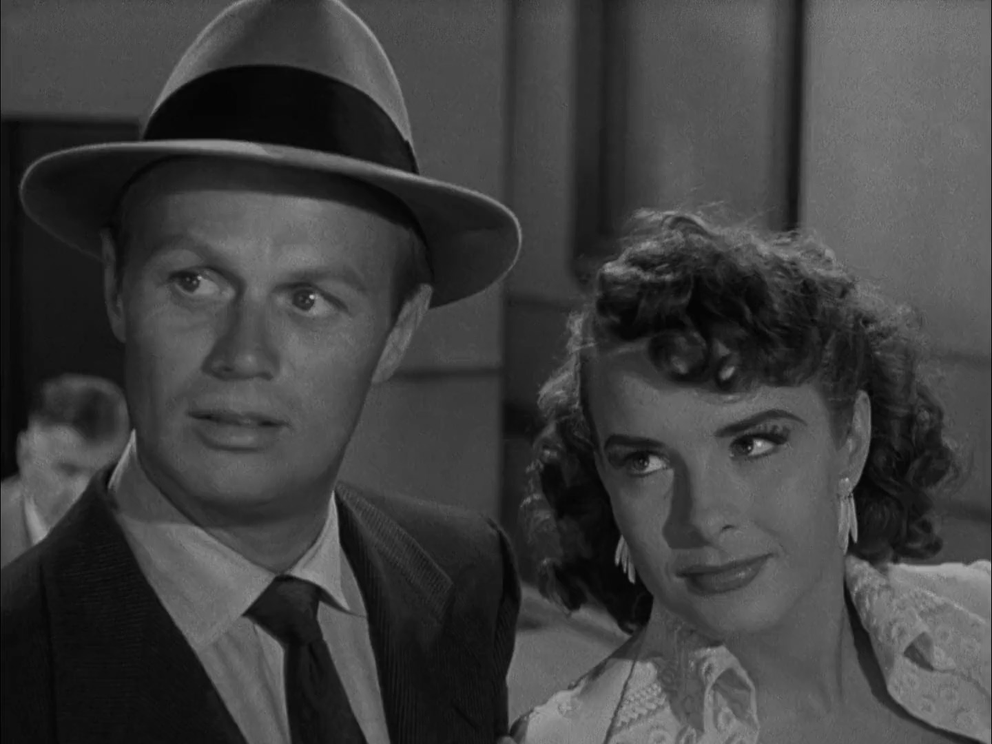 Richard Widmark and Jean Peters in Pickup on South Street (1953)