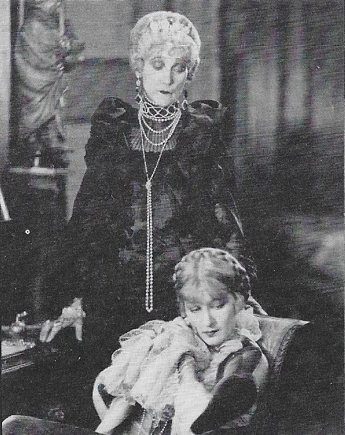 Carrie Daumery and Greta Nissen in The Lucky Lady (1926)