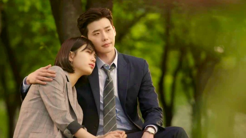 Lee Jong-suk and Bae Suzy in While You Were Sleeping (2017)