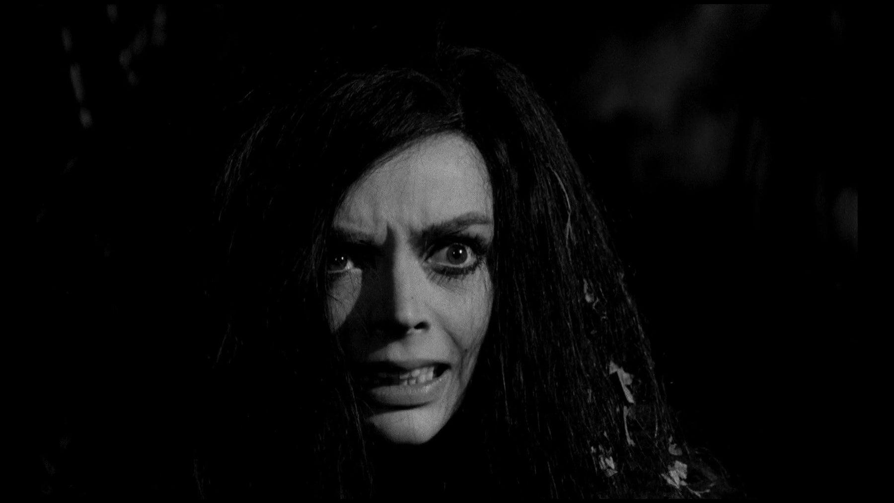 Barbara Steele in Nightmare Castle (1965)