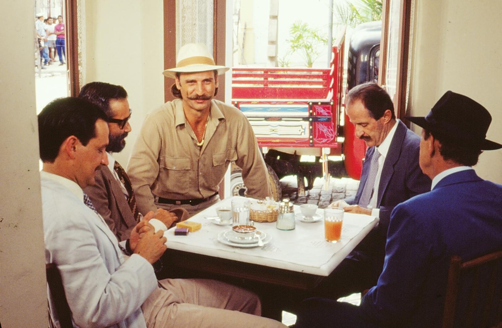 Herson Capri, Nelson Dantas, and Castro Gonzaga in Tereza Batista (1992)