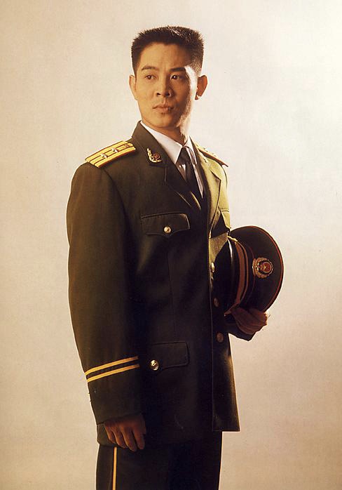 Jet Li in The Bodyguard from Beijing (1994)