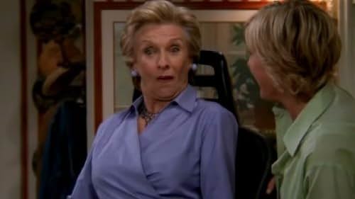 Ellen DeGeneres and Cloris Leachman in The Ellen Show (2001)