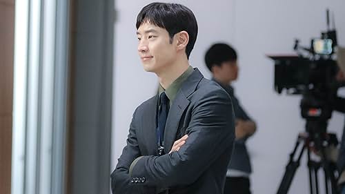 Lee Je-hoon in Where Stars Land (2018)