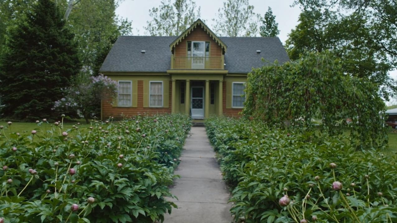 The House on Pine Street (2015)