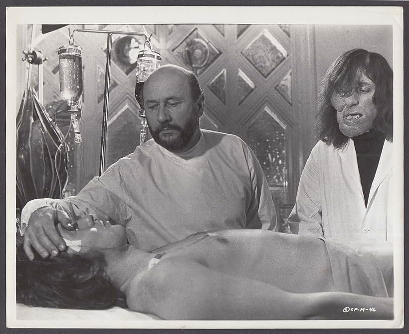 Donald Pleasence, Tom Baker, and Scott Antony in The Mutations (1974)