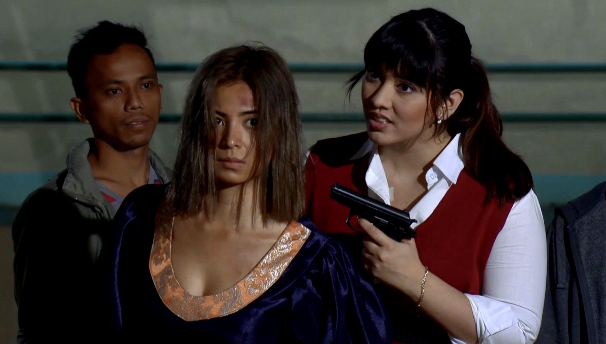 Glaiza De Castro and Lauren Young in Contessa (2018)