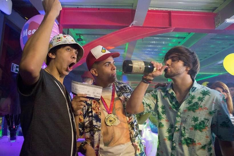 Julio Cocielo, Lucas Olioti, and Igão Underground in Internet: O Filme (2017)