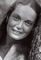 Elizabeth Hartman in Walking Tall (1973)