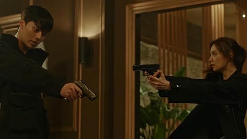 Im Jin-ah and Jang Ki-yong in The Last Target (2019)