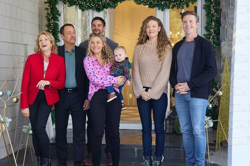 Matt Clarke, Greg Kean, Karen Kruper, Preston James Rocha, Anna Van Hooft, Brant Daugherty, and Clare Bowen in #Xmas (2022)