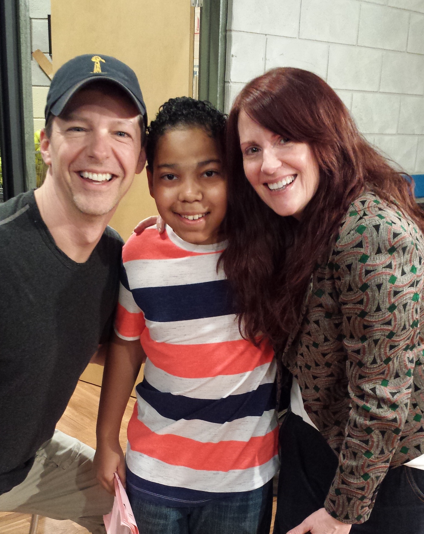 Sean Hayes, Megan Mullally & Ramone on set of Will & Grace.