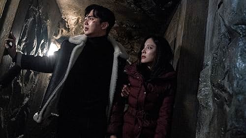 Yoo Seung-ho and Lee Se-yeong in Memorist (2020)